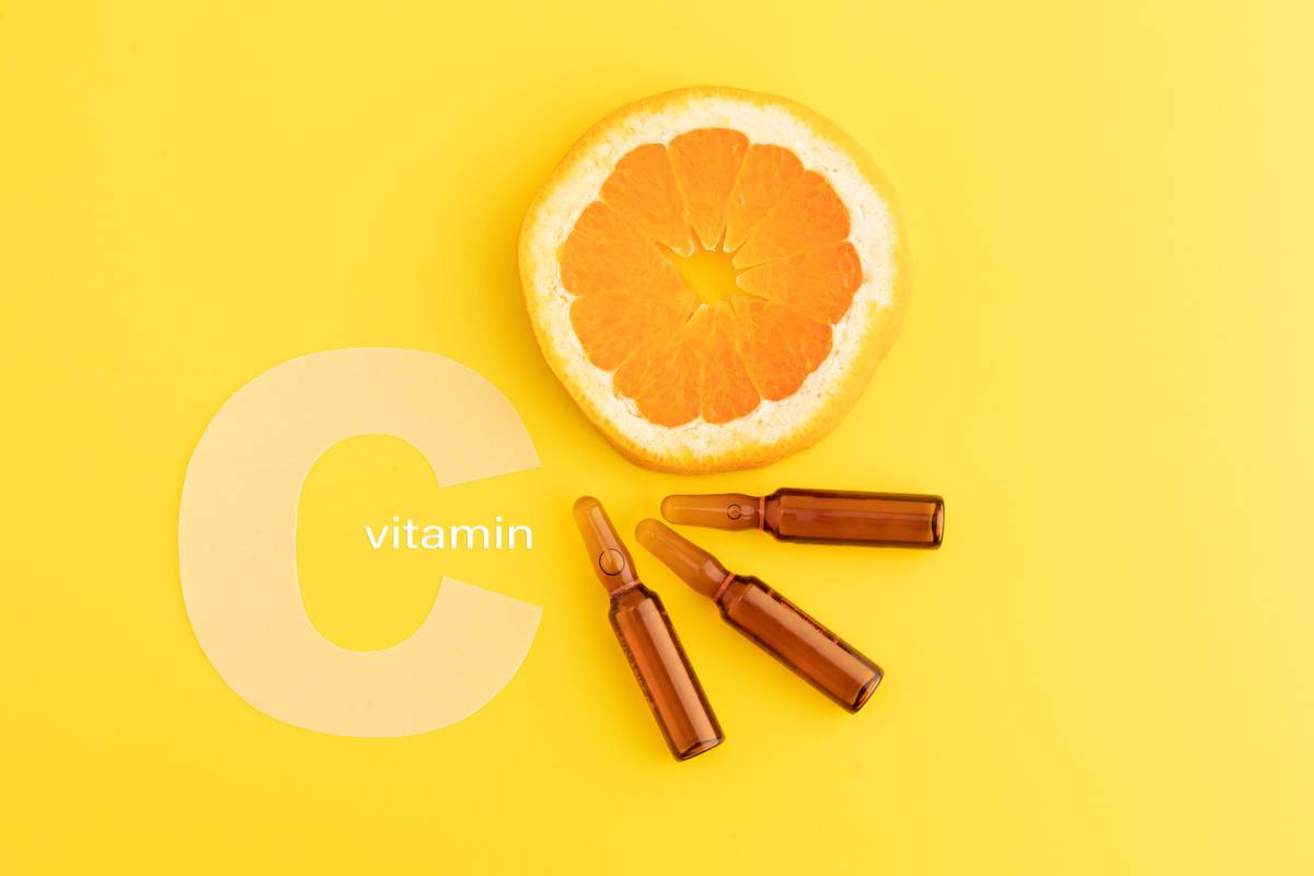 Mehr über den Artikel erfahren Vitamin C Serum selber machen: DIY-Rezept & Anwendung