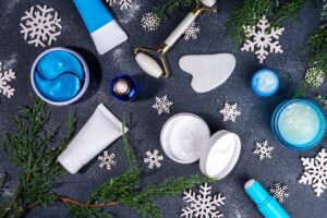 Mehr über den Artikel erfahren Trockene Haut im Winter: DIY-Pflege, 3 Cremes & Ernährung